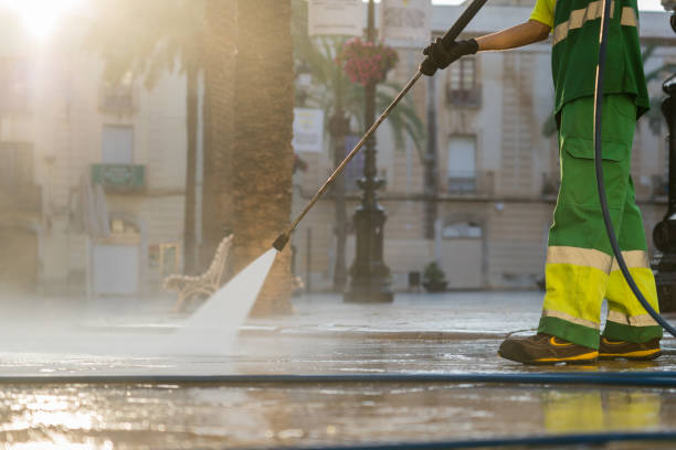 Best Animal Enclosure Cleaning  in Salado, TX